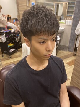 銀座マツナガ 神田店 モテ感♪ナチュラル束感刈り上げツーブロック無造作パーマ癖毛