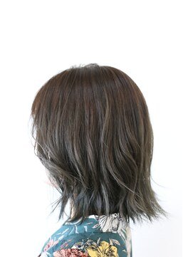 マヤ 小瀬店(MYA) ハサミ一本で創るミディアムスタイル