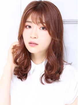 トロン(tronc) 大人可愛い小顔美髪ツヤ髪大人ショートボブレイヤーカットA7