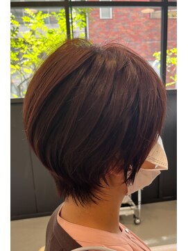 ファム 横川店(femme) 【小顔20代】骨格補正ショート