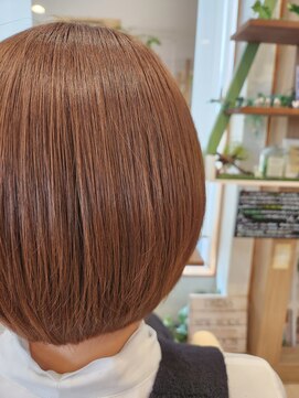 ランプシー(Lampsy) 大人女性ボブ