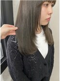 レイヤーカット×オリーブベージュ