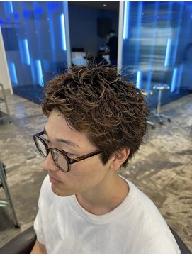 アンサー 千葉中央(UNSER prod by THE DAY) スパイキーショートパーマ