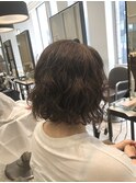 柔らかボブのパーマヘア　ブラウンカラー　(銀座)