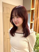 アルク(alku)&nbsp;チェリーレッド×くびれヘア