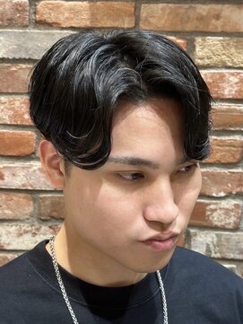 プレミアムバーバー 銀座店(PREMIUM BARBER produce by HIRO GINZA) ニュアンスパーマセンターパート