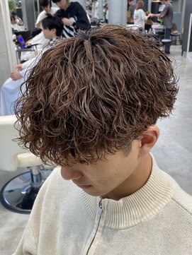エデアンルクラ 下通(EDEAN Leclat) 熊本メンズパーマ メンズカラー 波巻き ブラウン  MEN'S HAIR