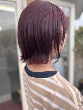 ピックアップ(Pick UP) ブリーチなし　redカラー　切りっぱなしボブ　ヘアケア　眉ケア