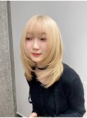 ミルクティーグレージュ小顔ウルフレイヤーくびれロングレイヤー