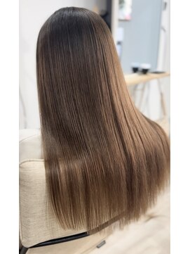 エメ(aimer) 縮毛矯正/酸性ストレート/弘前市