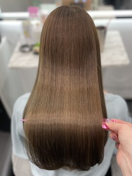 ピリオド 松阪(Period.) ロングヘアー透明感ベージュカラー　髪質改善 Period.松阪