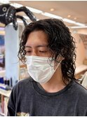 スパイラル感強め縦落ちパーマ！！
