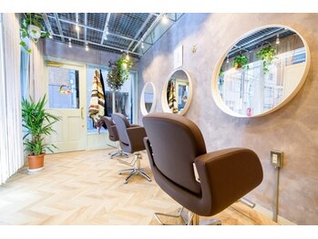hair salon lisbon【ヘアーサロンリスボン】