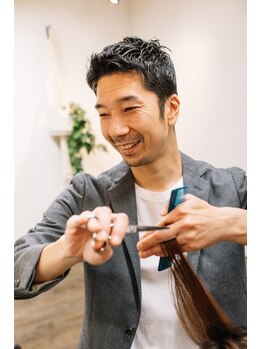 ダンディゾン 神楽坂(Dans Dix ans)の写真/１人のスタイリストとアシスタントが責任をもって最後まで担当します♪巧みな似合わせセンスにファン多数！