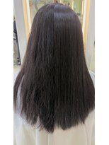アッシュ 小岩店(Ash)&nbsp;縮毛矯正before（左）after（右）