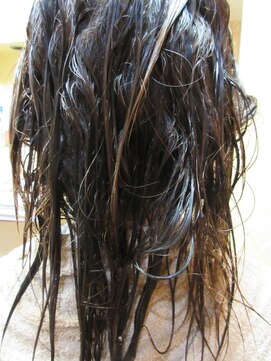 ヨシユキコンディショニング ダメージレスな縮毛矯正「強いくせ毛～ダメージ毛まで対応」125