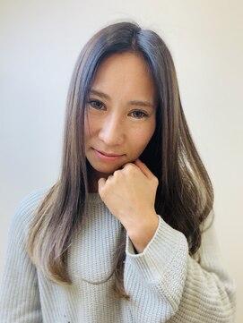 クリック 八千代緑が丘店 毛先にかけての自然なグラデーション