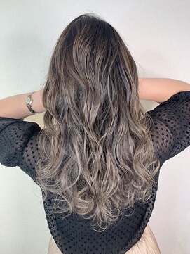 リベルテ 池袋(liberte) バレイヤージュグレー