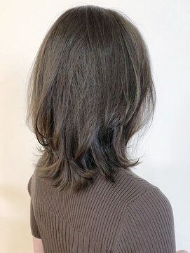 リコ(LIKO) 大人の外ハネミディ☆お手入れ簡単ヘア/くびれシルエット