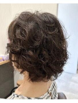 ショートカットデザインパーマなみなみウェーブパーマ