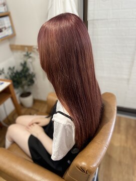 ヘアーアンドスパ アウローラ(AURORA) 艶ピンクブラウン