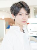 かきあげバングアッシュブラックウルフ短髪モテ髪
