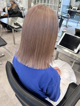 サンクプロジェクト(cinq PROJECT) 韓国風顔周りレイヤーカットミルクティーベージュブラウンカラー