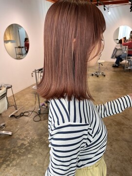 マド(Mado) コーラルピンクベージュ