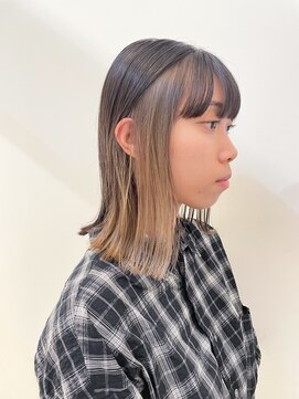 ネオリーブアイム 横浜西口店(Neolive aim) 1ブリーチホワイトベージュインナーカラーぱつっとミディアム