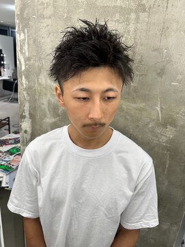 メンズサロン キング 高槻店(Men’s salon K!ng) 波巻きツイストスパイラルパーマ/フェザーパーマ/眉毛/メンズ