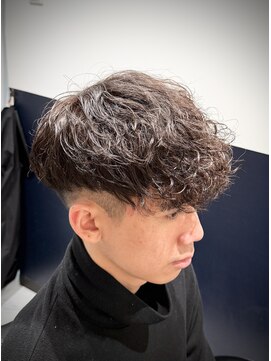 リバティシェアバーバー 銀座(LIBERTY SHARE BARBER) 【千葉】スペインカール