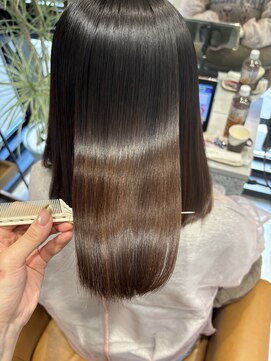 イオス(EOS) 髪質改善ストレート