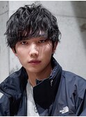 無造作に動くグランジマッシュ