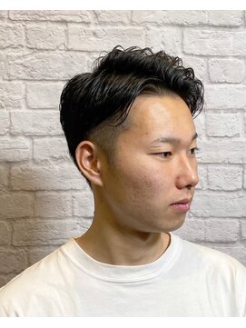 ヘアサロン 銀座マツナガ新宿店(hair salon) 新宿で清潔感No.1大人の魅力を引き出すメンズショート【理容室】