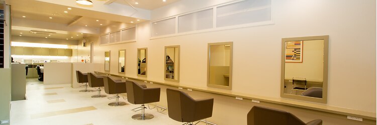 ヘアーアンドメイクアップ バウ(Hair&Make up BAU)のサロンヘッダー