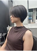 黒髪ハンサムショート