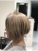 レディースボブスタイル