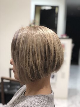 ヘアーアンドフェイス フレンド(HAIR&FACE FRIEND) レディースボブスタイル