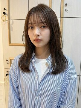 ネオリーブ チロル 横浜西口店(Neolive CiroL.) 20代30代40代小顔レイヤー/暗めカラー/デザインカラー