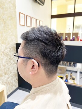 デザイニングヘアードゥ(designing hair Deux) メンズツーパート刈り上げショート　【メンズ/メンズカット】