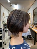 ショートのインナーカラー