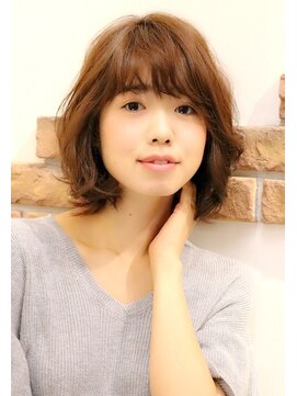 アクミィ(Acmi) やわらかウェーブボブ