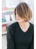 3Dカラーで立体感！前下がりのミニマムボブb