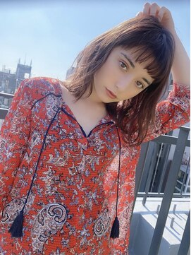 ルービック(Rubik's) くせ毛風ゆるふわレイヤーボブ