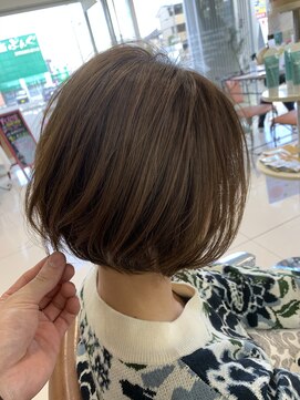 フォルテ 中田店 美シルエットボブ