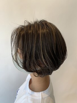 リー 甲子園(Lee) ハイライト×ショートボブ