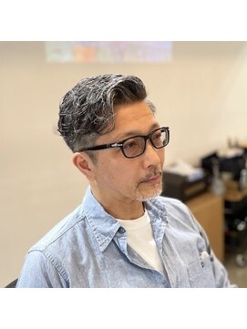 イナセパーラー(INASE PARLOR) 毛流れパーマ
