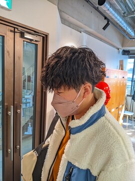 コワファーストナガサキシャンプーボーイ(COIFF1RST NAGASAKI SHAMPOO BOY) vマッシュ×波巻きスパイラルパーマ