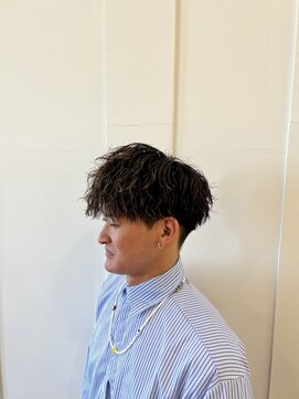 コワファースト  させぼ五番街店(COIFF1RST) 波巻きパーマの2ヶ月後☆