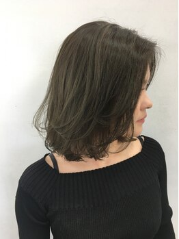 マキシム イオン若松の写真/10年後の髪と頭皮を守る“デトックスシステム”を採用！今までにない、まったく新しい艶髪体験を―。